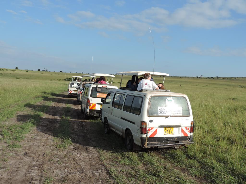 Enchoro Wildlife Camp Hotel Ololaimutiek Bagian luar foto