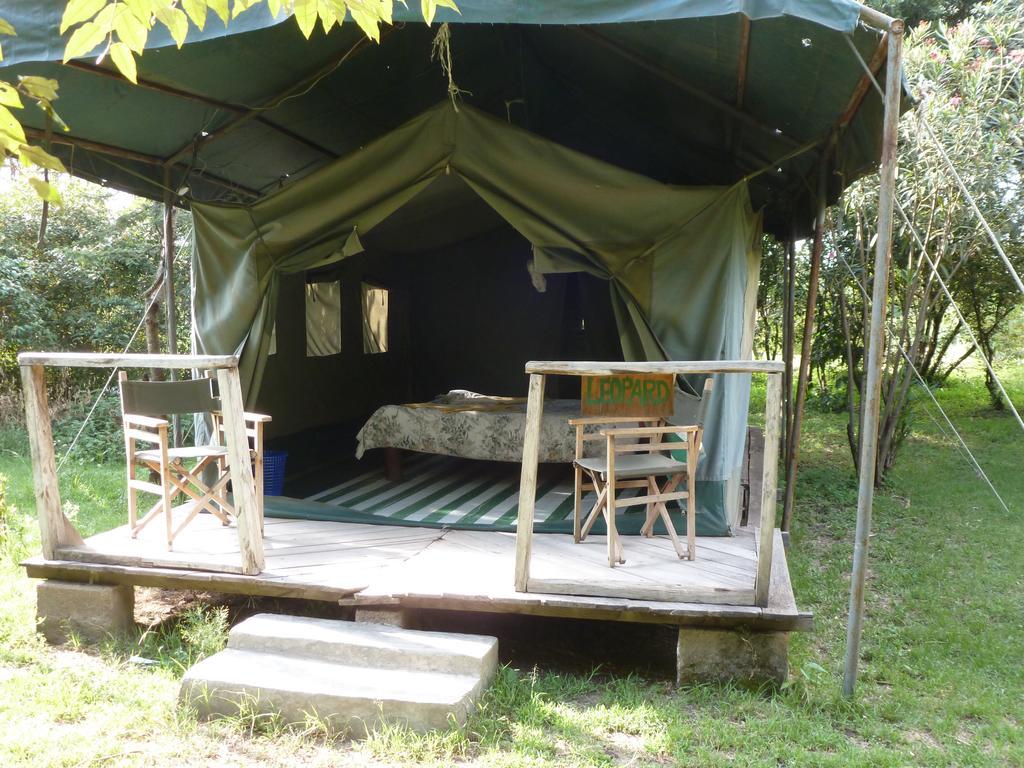 Enchoro Wildlife Camp Hotel Ololaimutiek Bagian luar foto